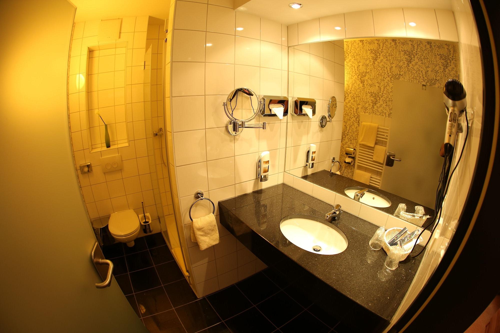 Hotel Sittardsberg Duisburg Zewnętrze zdjęcie