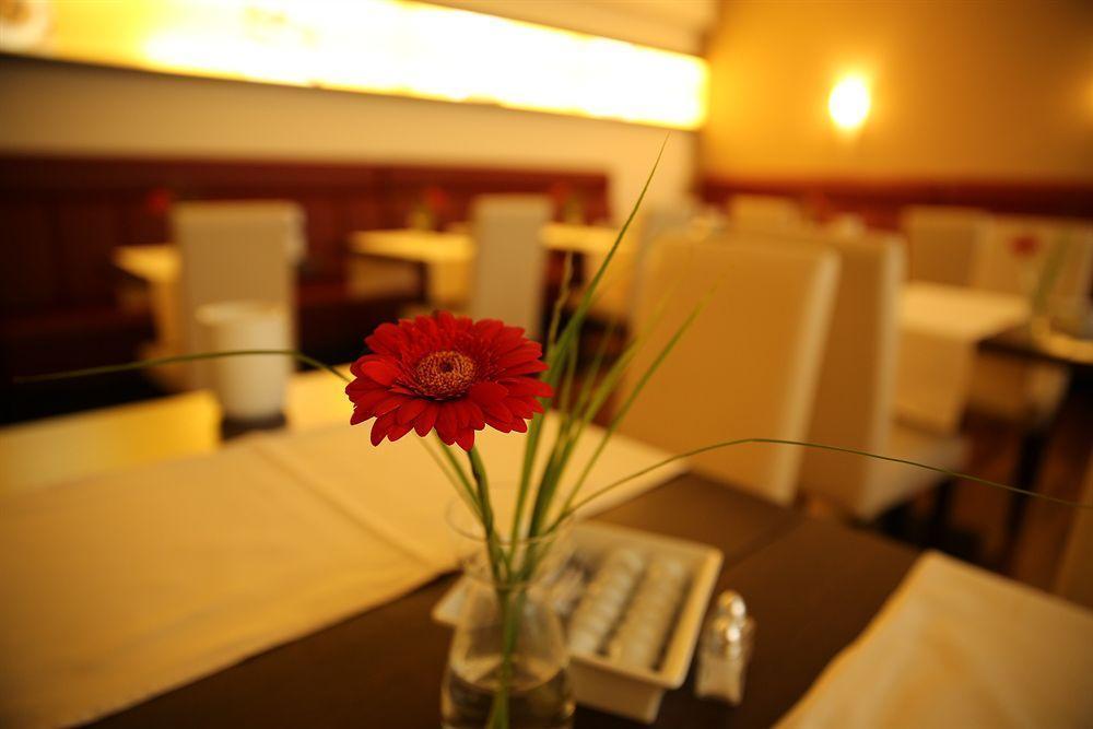 Hotel Sittardsberg Duisburg Zewnętrze zdjęcie